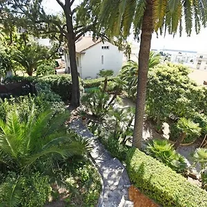 Palmeraie - Magnifique D'epoque Avec Vue Mer 4 Personnes Avec Terrasse Le Port Apartment